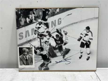 SIGNED BOBBY ORR PICTURE (20”x16”)