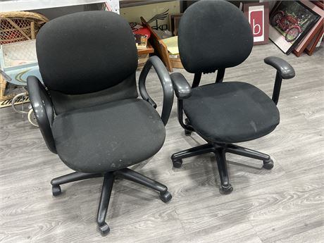 2 ROLLING OFFICE CHAIRS