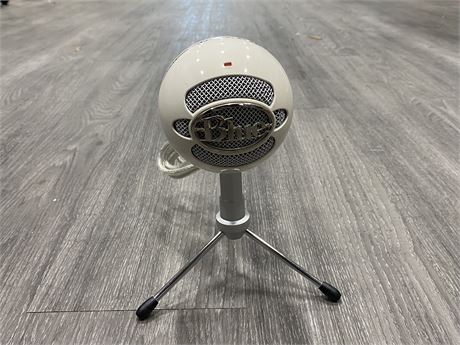 BLUE SNOWBALL ICE MICROPHONE FOR COMPUTER (8”)