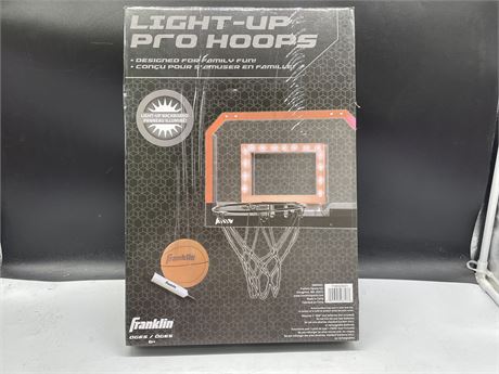 LIGHT-UP PRO HOOPS IN BOX