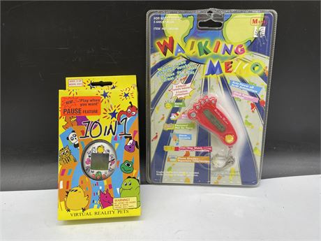 2 1990’S IN PACKAGE WALKING ME & VIRTUAL REALITY PETS