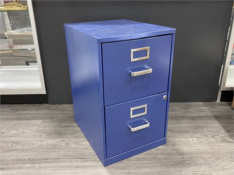 2 DRAWER FILING CABINET (2ft tall)