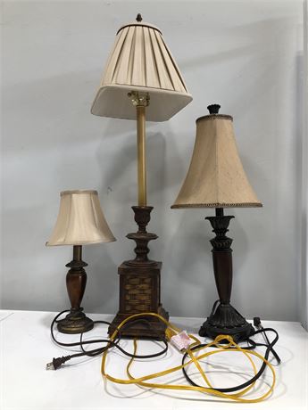 3 VINTAGE LAMPS