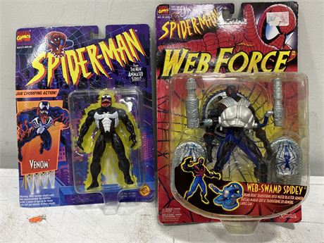 2 VINTAGE 1990’S SPIDER-MAN FIGURES IN BOX
