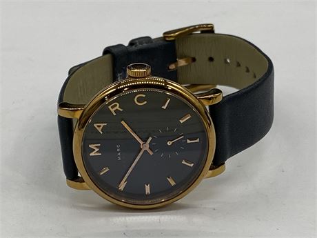 MARC JACOBS LIKE NEW MENS WATCH