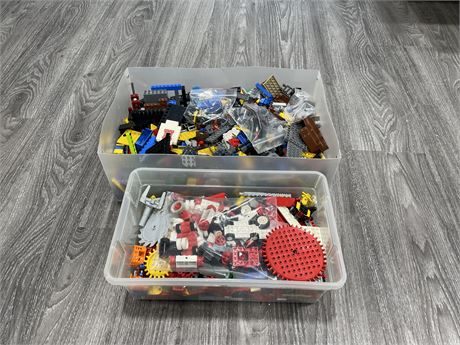 2 BOXES OF MISC LEGO - LARGER BOX IS 17”x10”x6”