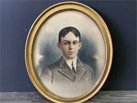 ANTIQUE PORTRAIT IN OVAL FRAME (22.5”X18.5”)