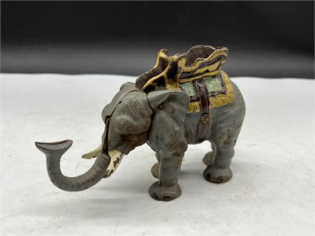 VINTAGE CAST IRON ELEPHANT COIN BANK (8” wide)