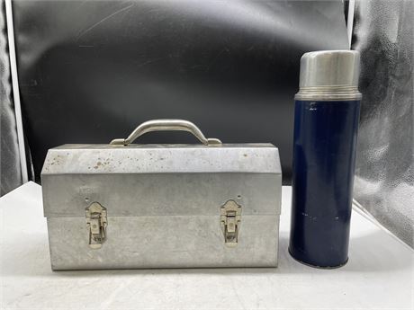 VINTAGE METAL LUNCHBOX + THERMOS