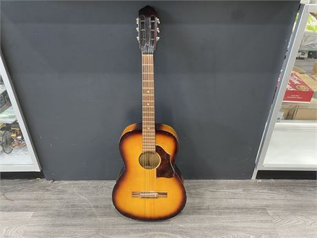 MADE IN GERMANY ACOUSTIC GUITAR