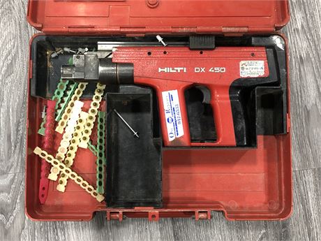 HILTI DX450 NAIL GUN