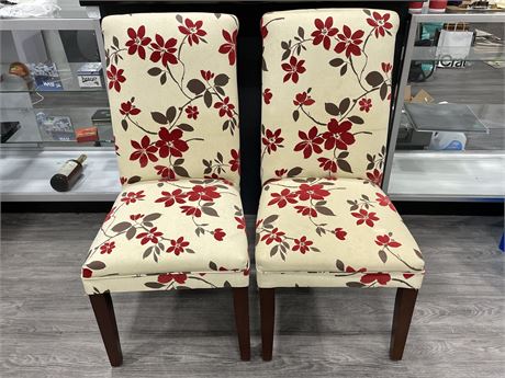 2 FLORAL DINING CHAIRA (40” TALL)