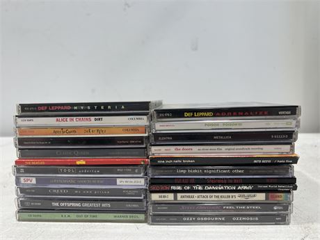 22  CDS -  GOOD TITLES - OZZY, METALLICA, DEF LEPPARD & ECT -