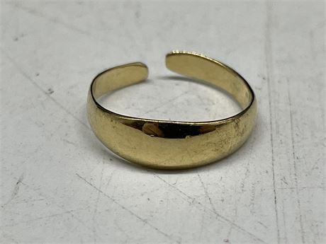 925 GOLD COATED TINY RING ADJUSTABLE 533