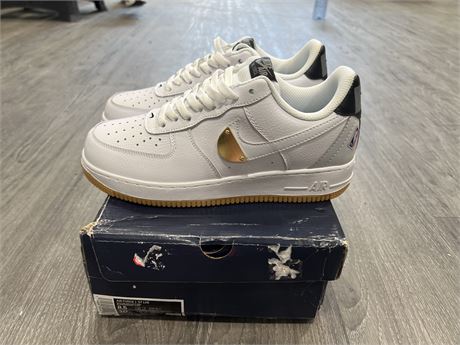 NOS NIKE AIR FORCE 1 ‘07 LV8 SHOES - SIZE 8.5