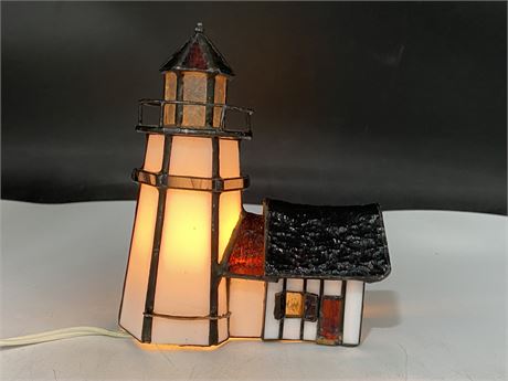 SIGNED LIGHTHOUSE STAINED GLASS LAMP (5”x6”)