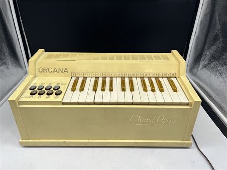 VINTAGE ORCANA CHORD ORGAN - WORKS PERFECT 19”x10” MADE IN ITALY