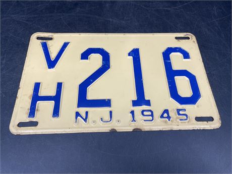 1945 NEW JERSEY LICENSE PLATE (Hard to find)