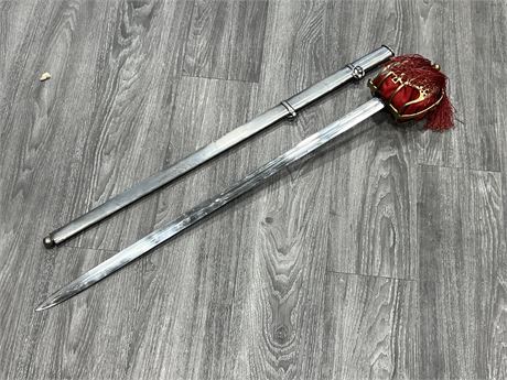 REPLICA SCOTTISH HILTED BROAD SWORD (39” long)