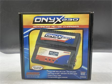 ONYX 230 ADVANCED AC/DC CHARGER