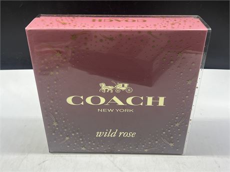 (NEW) COACH WILD ROSE PERFUME SET
