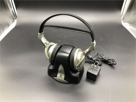 AR ACOUSTIC RESEARCH WIRELESS HEADPHONES
