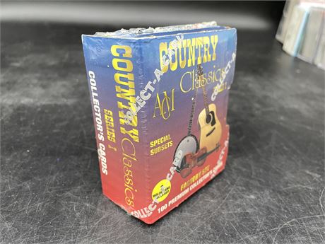 FACTORY SEALED ACM COUNTRY CLASSICS COLLECTOR CARD SET W/ BONUS HOLO’s