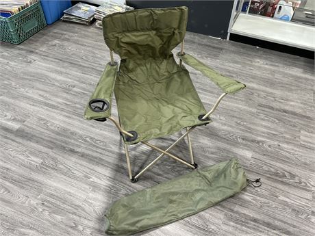 NEW COLLAPSABLE CAMPING CHAIR