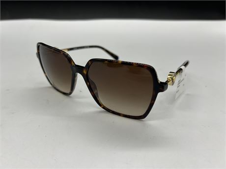 NEW W/TAGS VERSACE SUNGLASSES - 334$ RETAIL