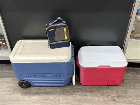 2 COOLERS & THERMOS LUNCH BAG