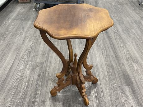 ROUND WOODEN SIDE TABLE (29” TALL)