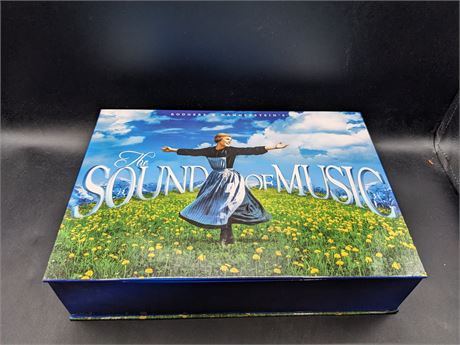 SOUND OF MUSIC COLLECTORS GIFT SET - VERY GOOD CONDITION
