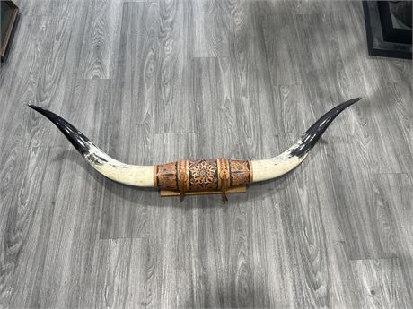 LARGE VINTAGE STEER HORNS MOUNTED W/ TOOLED LEATHER - 4FT WIDE