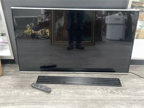 PANASONIC 55” LED LCD TV WITH REMOTE AND MOUNT BRACKET
