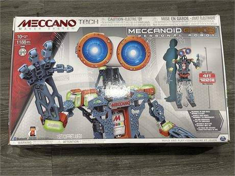OPEN BOX 4FT MECCANO ROBOT