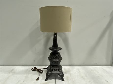 MCM POT BELLY STOVE LAMP (31.5”)