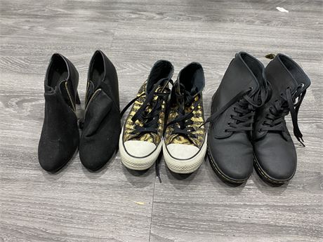 3 PAIRS OF WOMENS SHOES