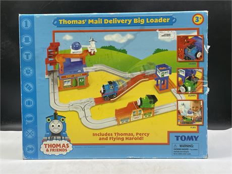THOMAS & FRIENDS MAIL DELIVERY BIG LOADER IN BOX