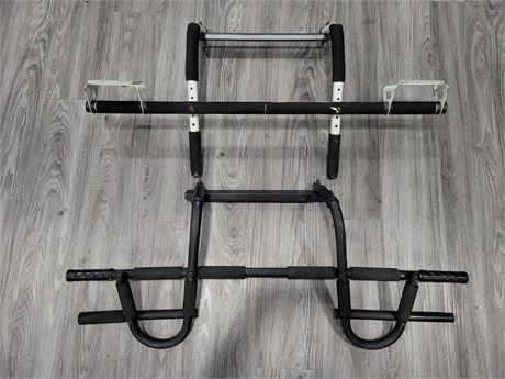 MOUNTABLE PULL UP BARS (has some rust)