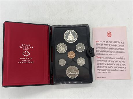 1976 UNCIRCULATED RCM DOUBLE DOLLAR SET - CONTAINS SILVER