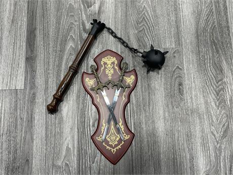 SMALL REPRODUCTION FLAIL / MACE + CODE OF ARMS PIECE