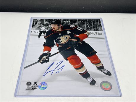 COREY PERRY SIGNED 8”x10” PICTURE W/ COA & HOLO