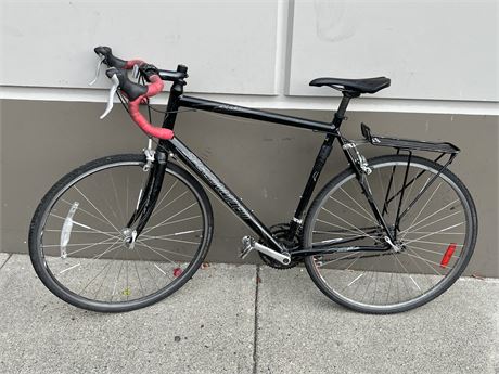 SPECIALIZED ROAD BIKE - GOOD WORKING CONDITION