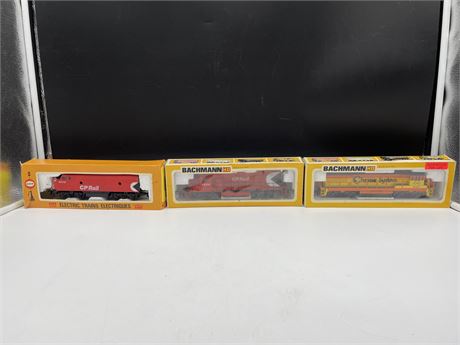 3 IN BOX ELECTRIC TRAIN ENGINES