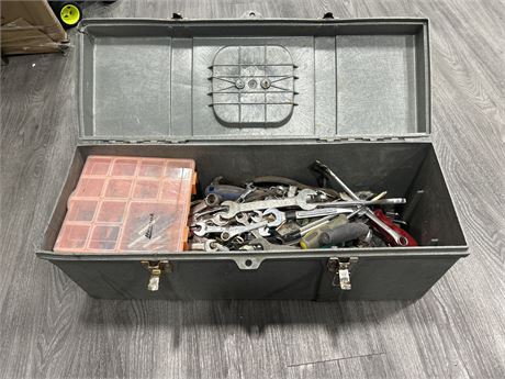 TUFFBOX TOOLBOX FILLED W/ ASSORTED TOOLS