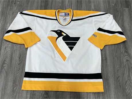 PITTSBURG PENGUINS JERSEY SIZE XL