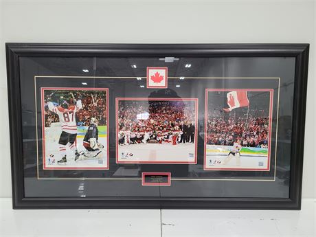 TEAM CANADA GOLD MEDALIST FRAMED PICTURE (37"x21")