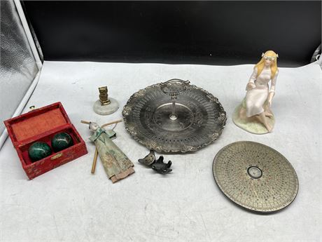 LOT OF VINTAGE ITEMS / COLLECTABLES