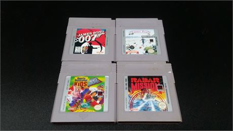 EXCELLENT CONDITION - COLLECTION OF 4 ORIGINAL GAMEBOY GAMES
