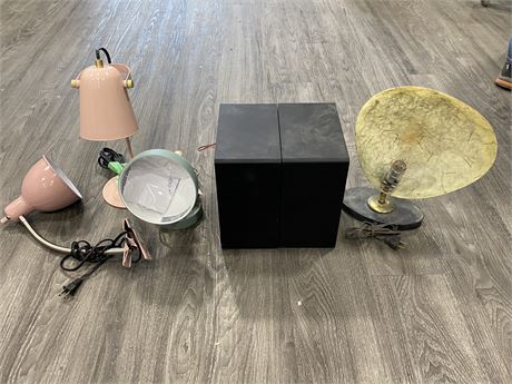 LOT OF LAMPS AND NO NAME SPEAKERS (TALLEST IS 14”)